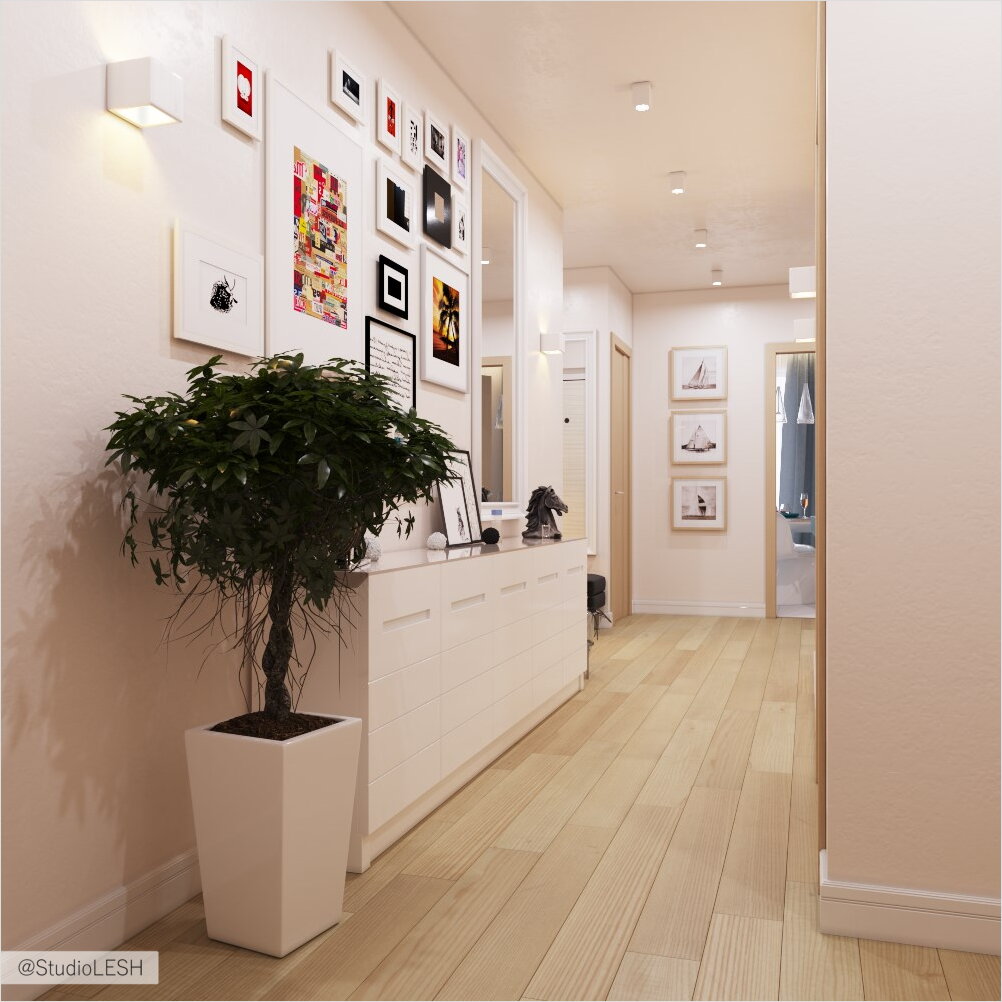 Светлый коридор деревце