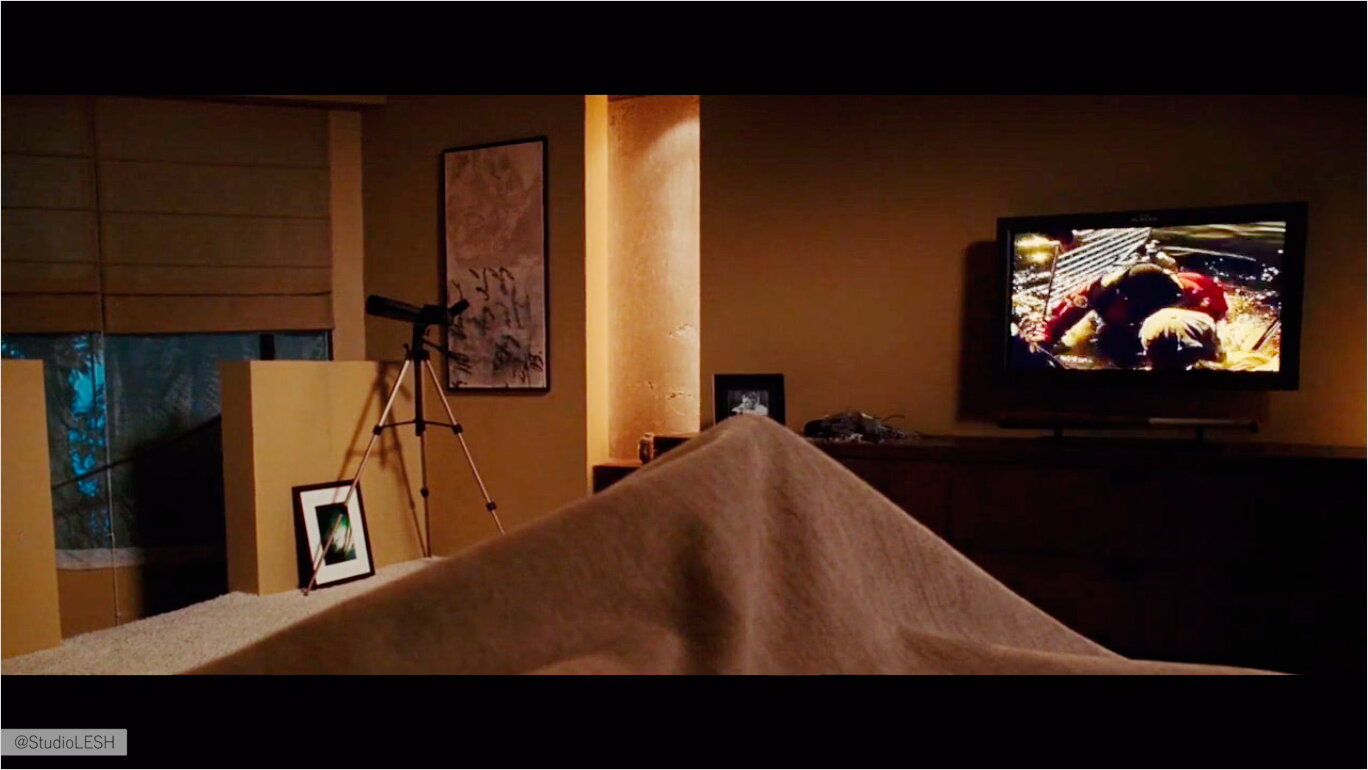 Дизайн интерьера спальни из фильма Прожигатели жизни