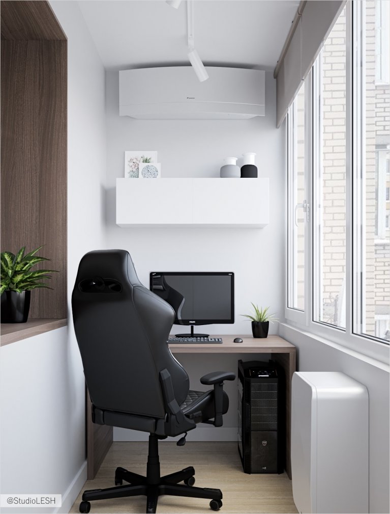 Рабочее место на балконе 