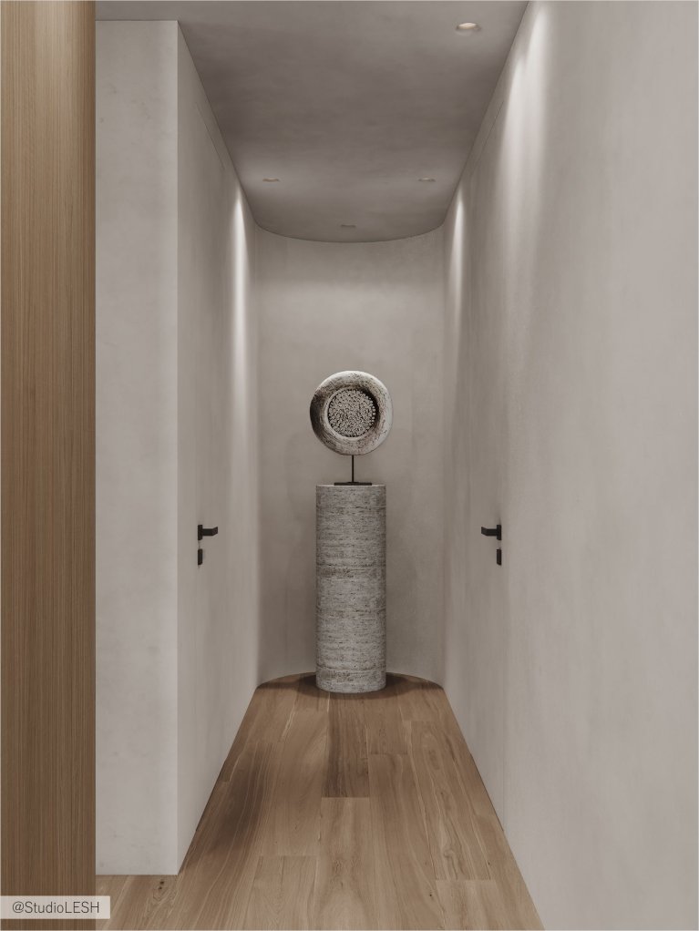 Современный коридор с минималистичным дизайном и арт-объектом.