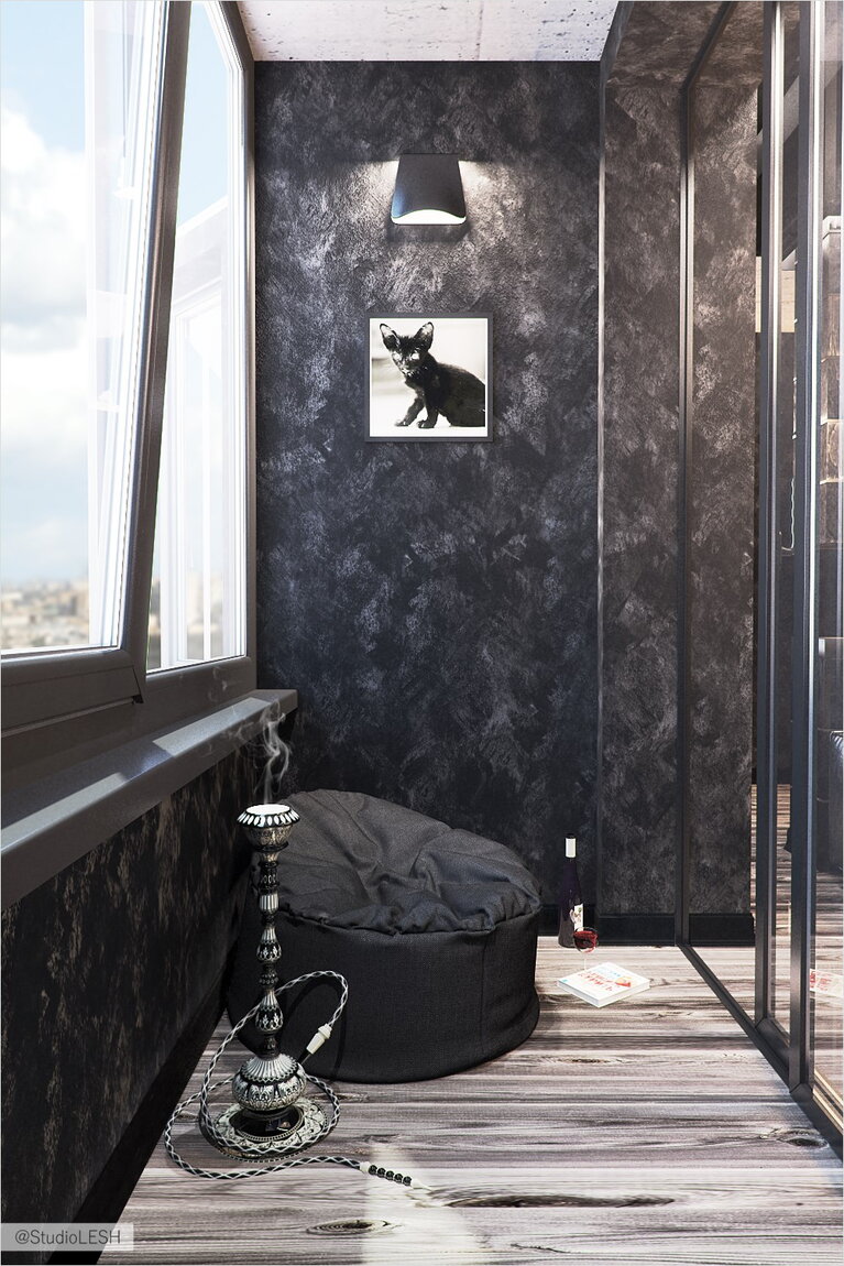 Мягкий пуф на балконе с кальяном для релакса 