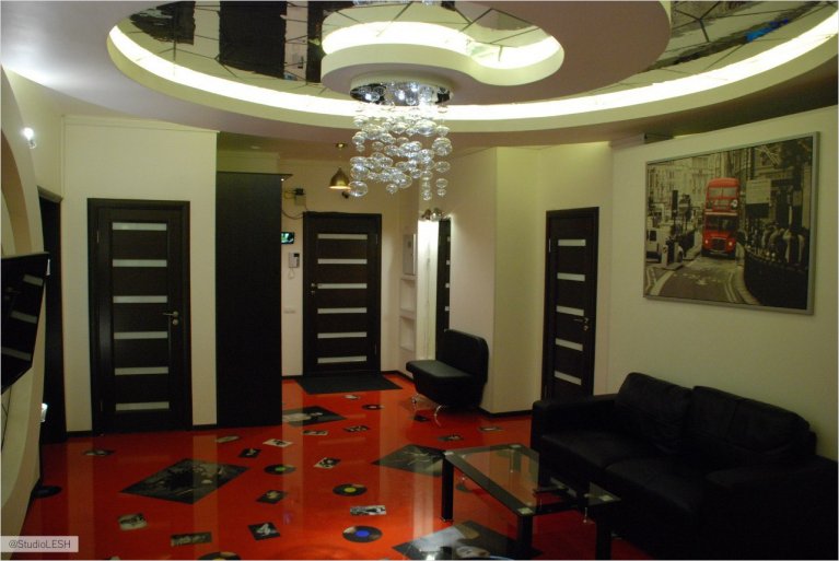 Интерьер прихожей в фотостудии 