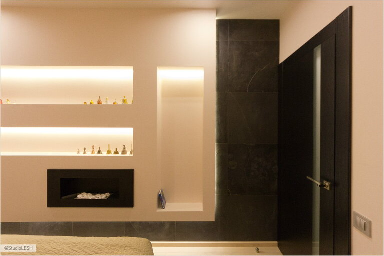 Оформление биокамина в спальне