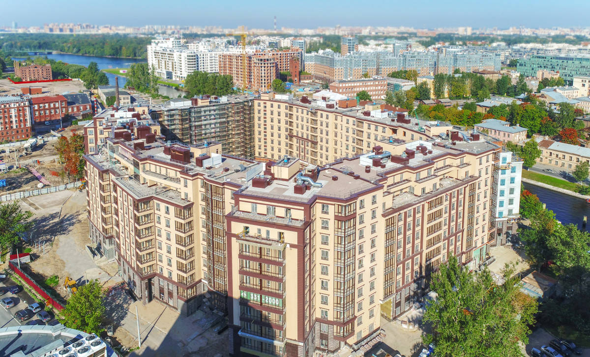 Apartment complex OSTROV in Petrogradskiy district